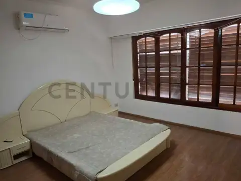 Casa 5 ambientes con 1 baño