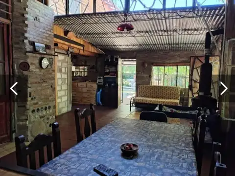 Casa 4 ambientes con 1 baño