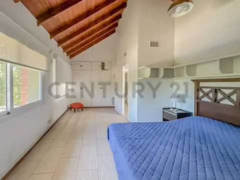 Casa 6 amb c/parque y pileta