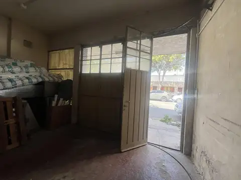 Galpon en Venta 37  mts Fondo