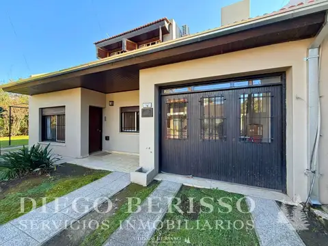 CASA EN VENTA EN EL CENTRO DE LOS CARDALES