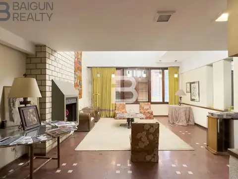 Casa en Venta con 1 cochera