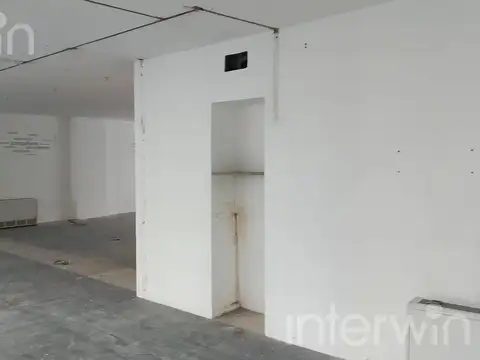 Excelente Oficina de 150 m2 con vista abierta y 2 Cocheras en Palermo