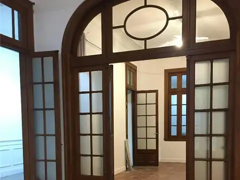 Moreno 900, Piso 1