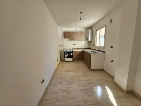 Departamento en Alquiler en Villa Bernardo Monteagudo, $ 650.000