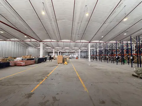 Depósito en alquiler 4.300 m2 - Pompeya - Deposito Logistico