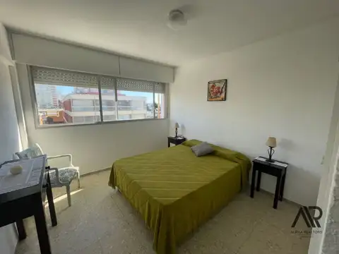 Departamento en Alquiler Temporal en Punta del Este, USD 2.700