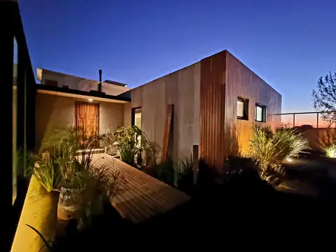 Casa en  VENTA PUERTOS BARRIO MUELLES