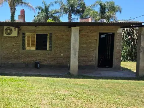 Casa 4 ambientes con 1 baño