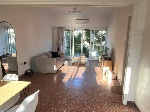 Depto Tipo Casa en Venta en Villa Pueyrredon, USD 191.000