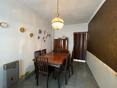 Depto Tipo Casa en Venta en Valentín Alsina, USD 79.000