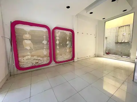 VENDE LOCAL COMERCIAL 70 m2 CUB FLORES