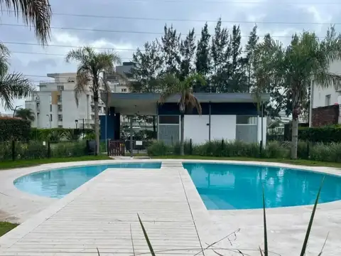 VENTA departamento de 3 ambientes - SENDEROS, NORDELTA - con jardín y parrilla