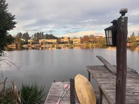 Casa en Venta al Este