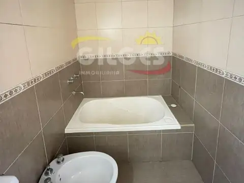 Depto 2 ambientes con terraza en Villa Sarmiento