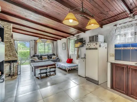 Casa 3 ambientes con 1 baño