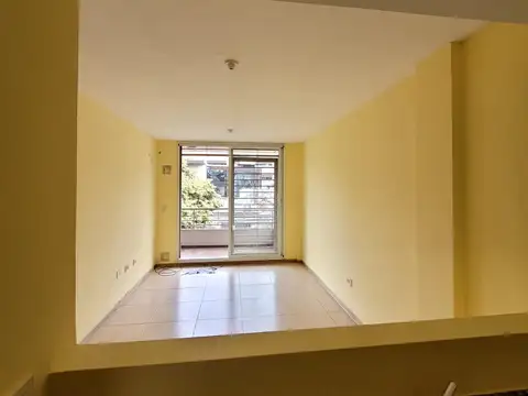 Crespo 1500, Piso 2