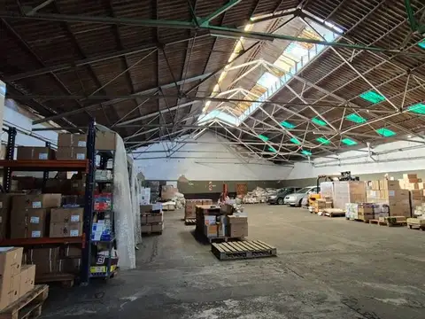 VENDO EXCELENTE GALPON  