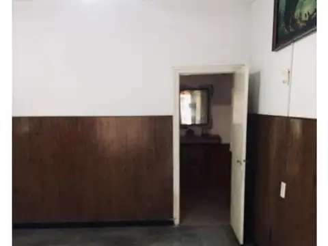 Casa 5 ambientes con 1 baño