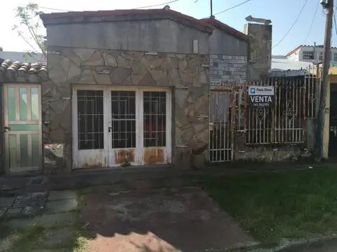 Valentín Gómez 2782 , Piso 0