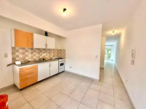 ALQUILER DUPLEX CON TERRAZA PRIVADA Y COCHERA-