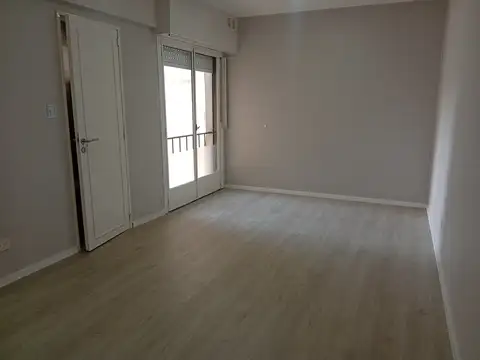 Todo a nuevo, como a estrenar . Divino  