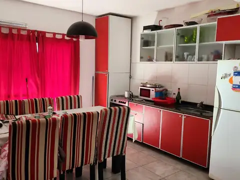Casa en Alquiler Temporal con 2 cocheras