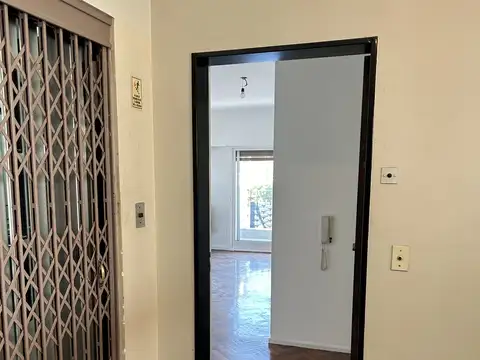 Departamento en Alquiler en Recoleta, $ 600.000