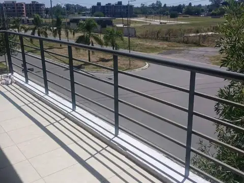Avenida Felix De Aguilar 2300