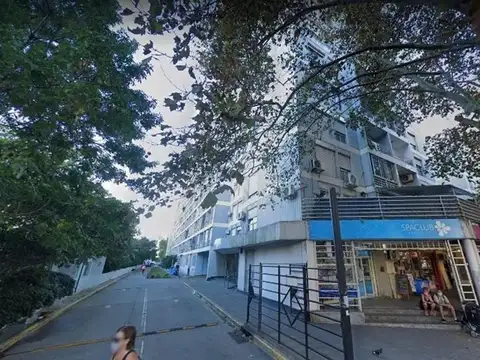 Monoambiente c/ balcón y cocina separada, luminoso Apto Cred