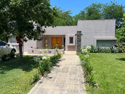 Casa en Alquiler Temporal de 4 dormitorios