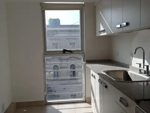 Ovidio Lagos 200, Piso 5º