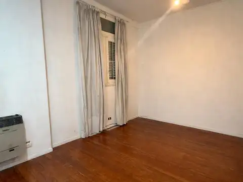 Avenida Hipólito Yrigoyen 2900