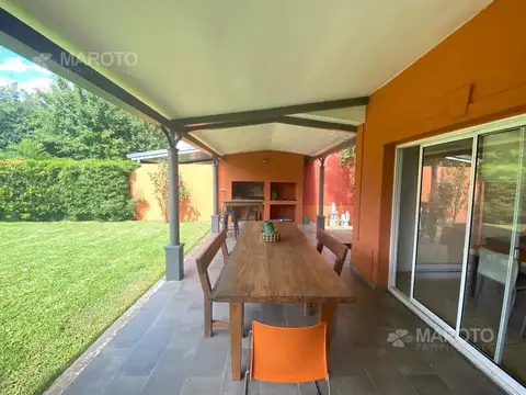Casa en Venta en Septiembre, USD 235.000