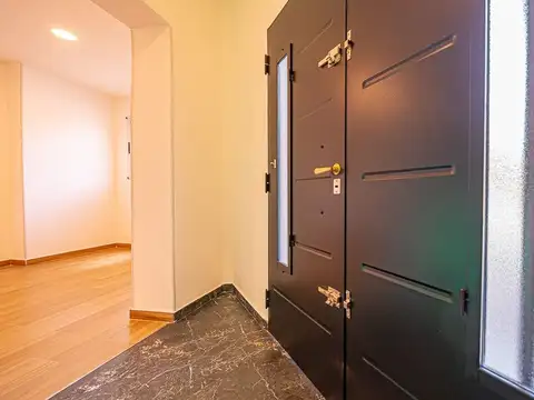 VENTA CASA 5 AMBIENTES EN ALMAGRO