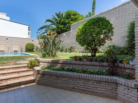 Casa en Venta en Villa Luro, USD 460.000