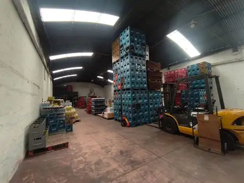 VENTA GALPON AMPLIO A CUADRAS DE LA AV. SABATTINI