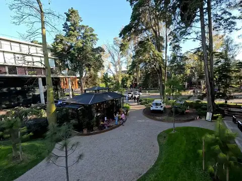 Local en Venta en Barrio Parque Leloir, USD 1.500.000