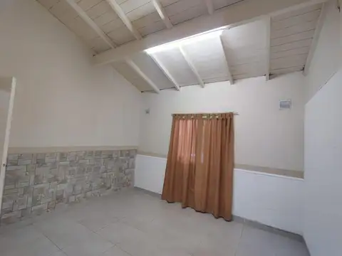 Linda casa dos ambientes, San Miguel