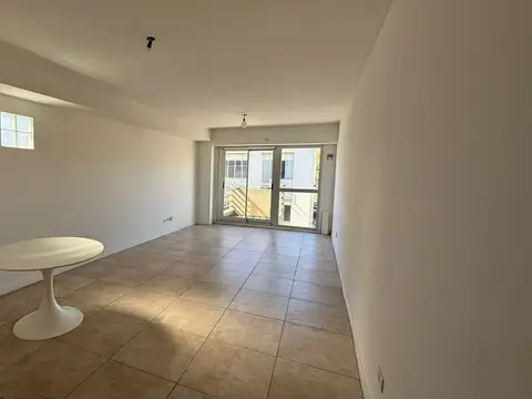 Sanchez de Bustamante 1400, Amplio Depto Monoambiente C/Balcon, Cochera y Pileta, Barrio Norte