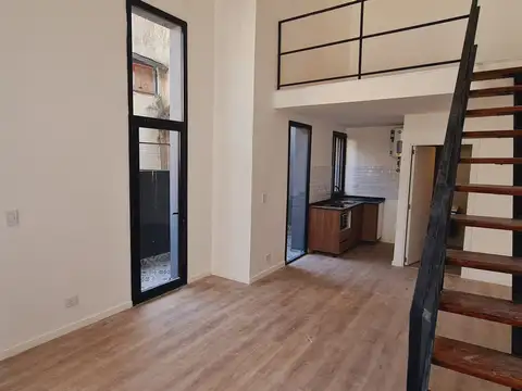 2 AMB EDIFICIO: EPOCA LOFT P.H. SIN EXPENSAS, CALLE EEUU 3071 (BARRIO: SAN CRISTOBAL-BOEDO)