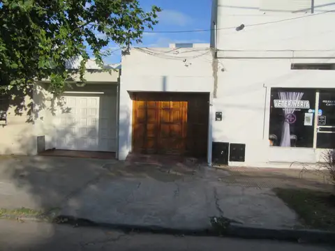 Venta - Hermoso Departamento en Planta Alta - MUY LUMINOSO - SIN EXPENSAS  