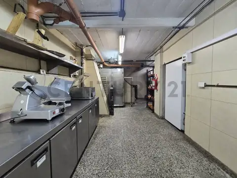 Avenida Rivadavia 5800