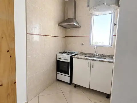 Departamento en Alquiler en Villa Luzuriaga, $ 400.000