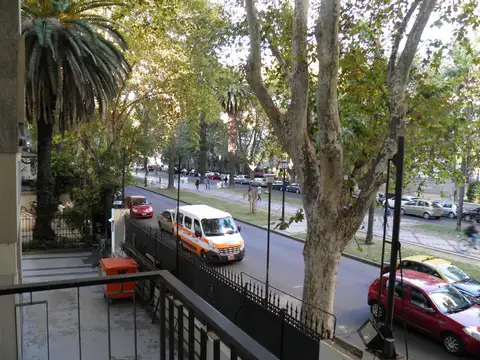 Departamento en Alquiler de 5 ambientes