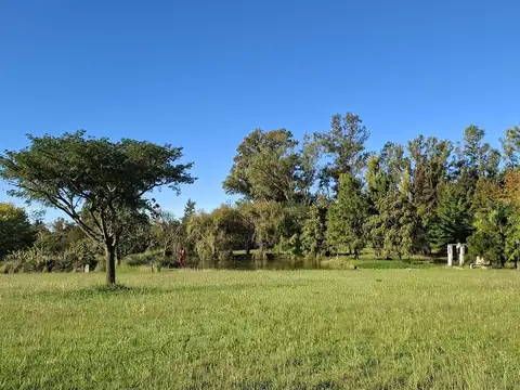 Casa con 3 dormitorios en alquiler por 1 año en Condominio Rural a 14 km. de Capilla del Señor