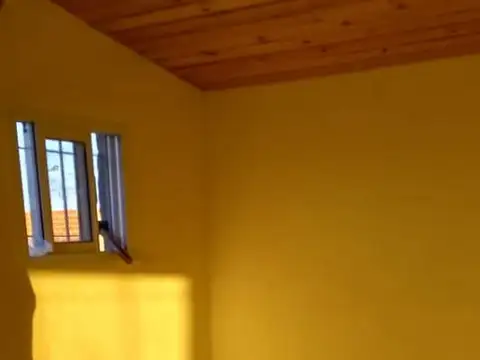 Casa - Venta - Argentina, DOMSELAAR - RIVADAVIA 586