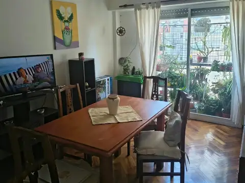 Dr. Melo 2900, Piso 4°