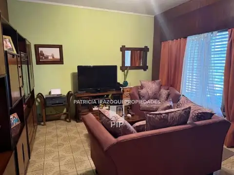 Depto Tipo Casa en Venta de 5 ambientes