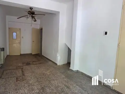 Casa en Alquiler con 1 cochera